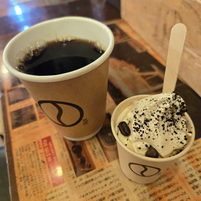 Chumon Baisen Mametora Akasaka baisenjo: Kaffeerösterei und Café