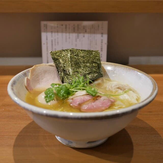 Japanese Ramen Gokan: raffinierter Ramen mit Dashi und Chashu