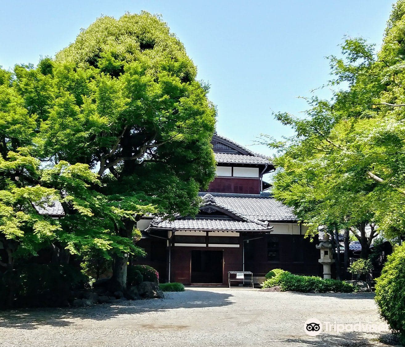 Kyu Asakura House cover image