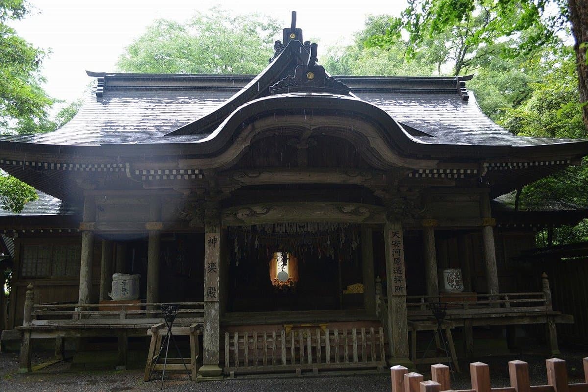 Amano Iwato Schrein