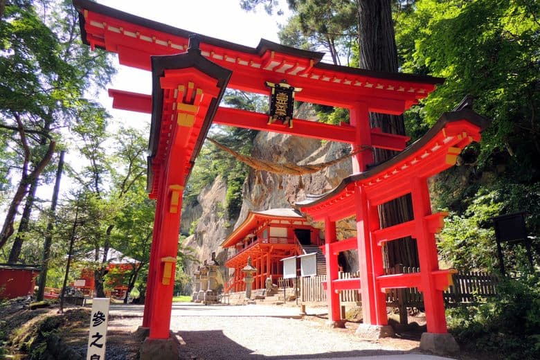 Takkoku no Iwaya Bishamondo