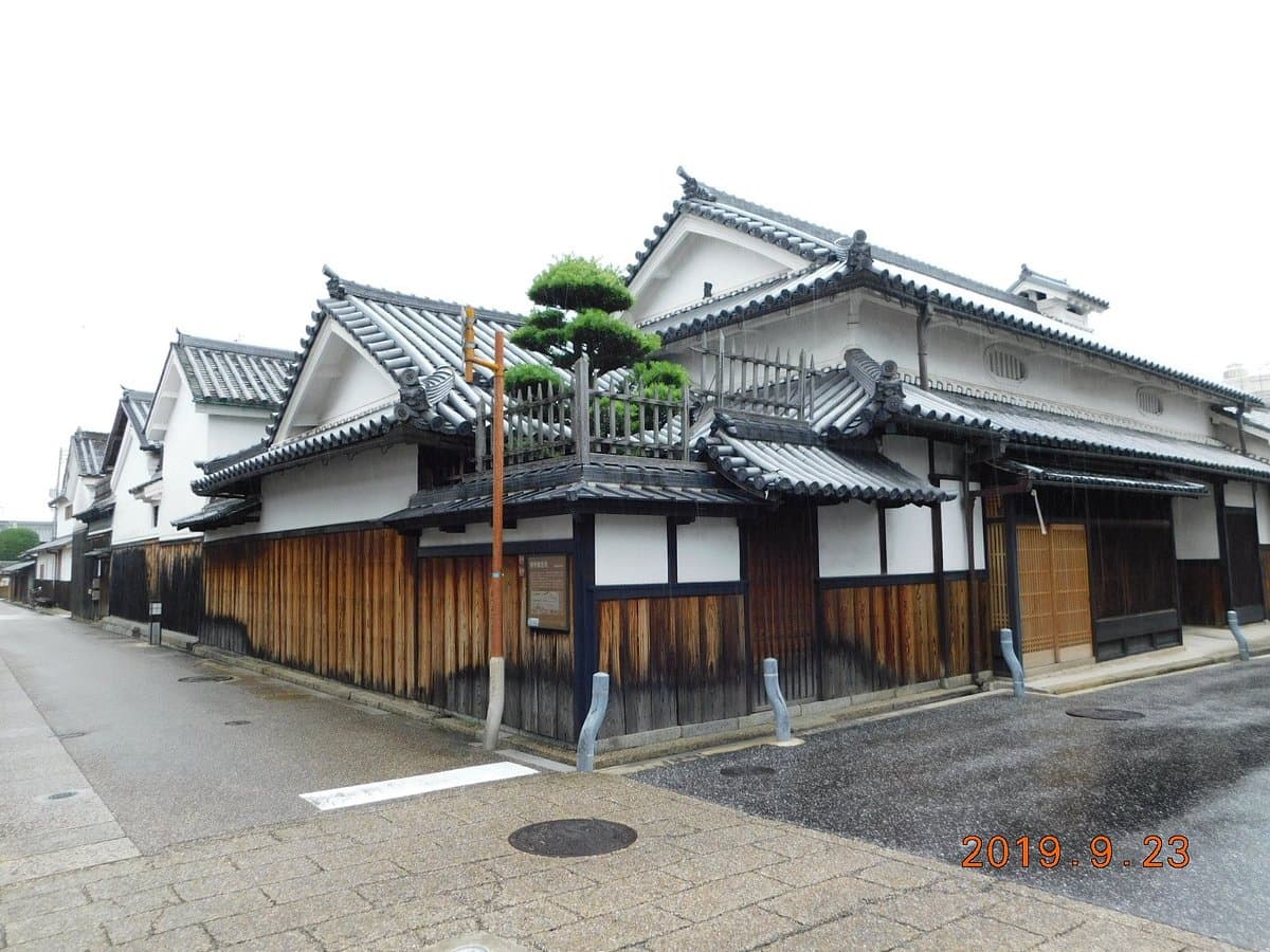 Tondabayashi Jinai Straße