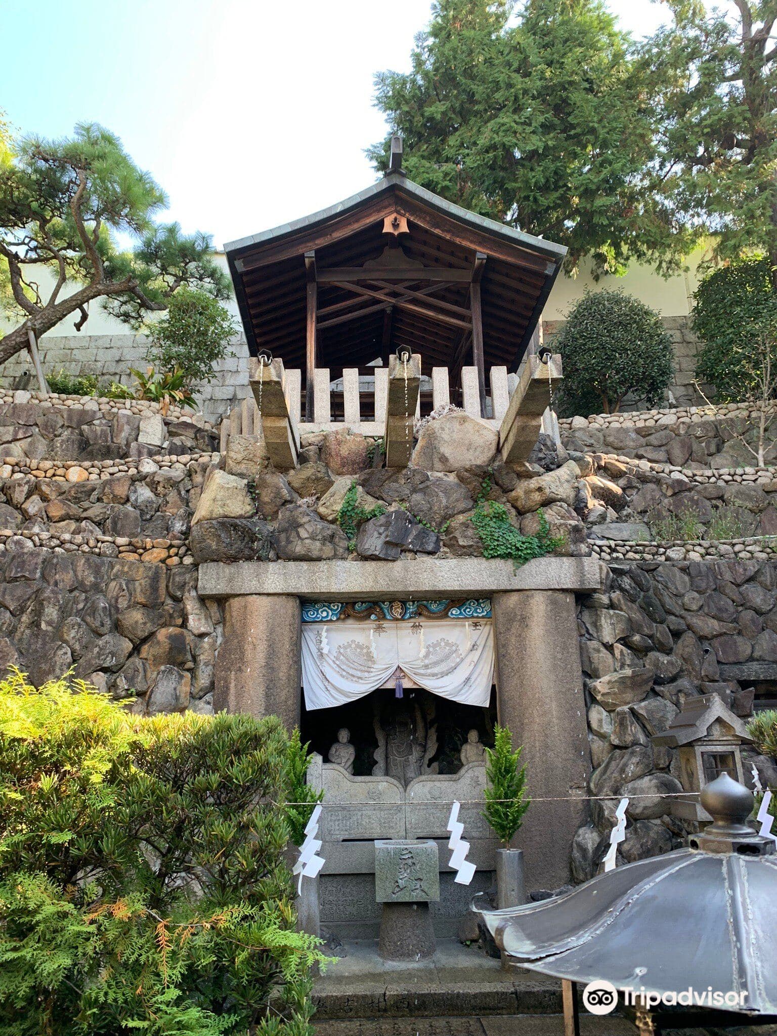 Kiyomizu-dera in Osaka