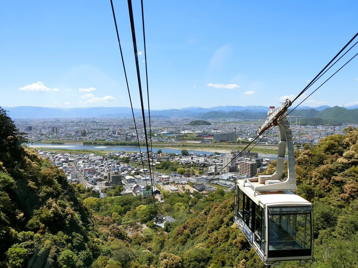 Seilbahn Berg Kinka